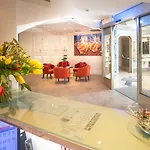 Hotel Mercure Raphael Centre