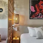Mercure Raphael Centre Hotel