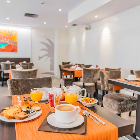 Mercure Raphael Centre فندق