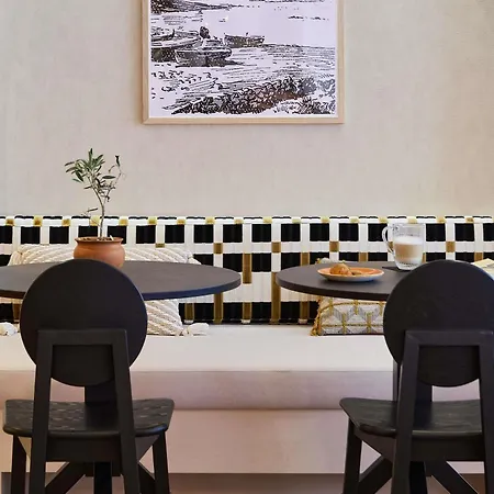Mercure Raphael Centre מלון