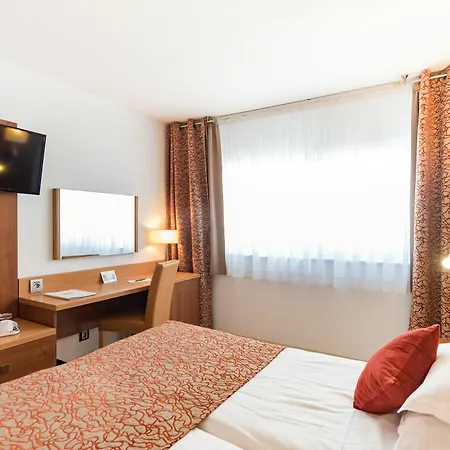 Mercure Raphael Centre