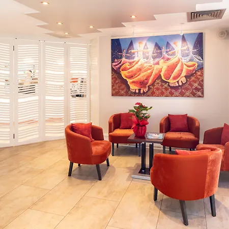 Mercure Raphael Centre Hotel