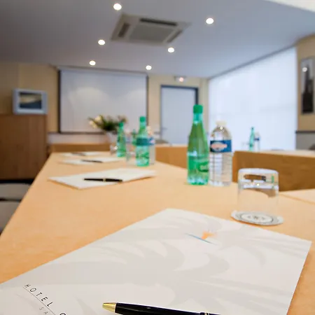 Hotel Mercure Raphael Centre 4*