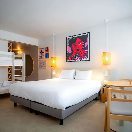 מלון Mercure Raphael Centre 4*