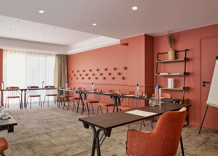 Ξενοδοχείο Mercure Raphael Centre