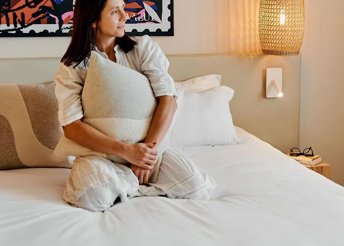 Ξενοδοχείο Mercure Raphael Centre 4*